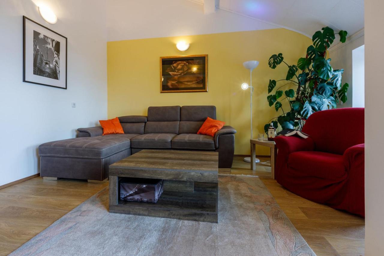 Apartments Dolloree دْغاماي المظهر الخارجي الصورة