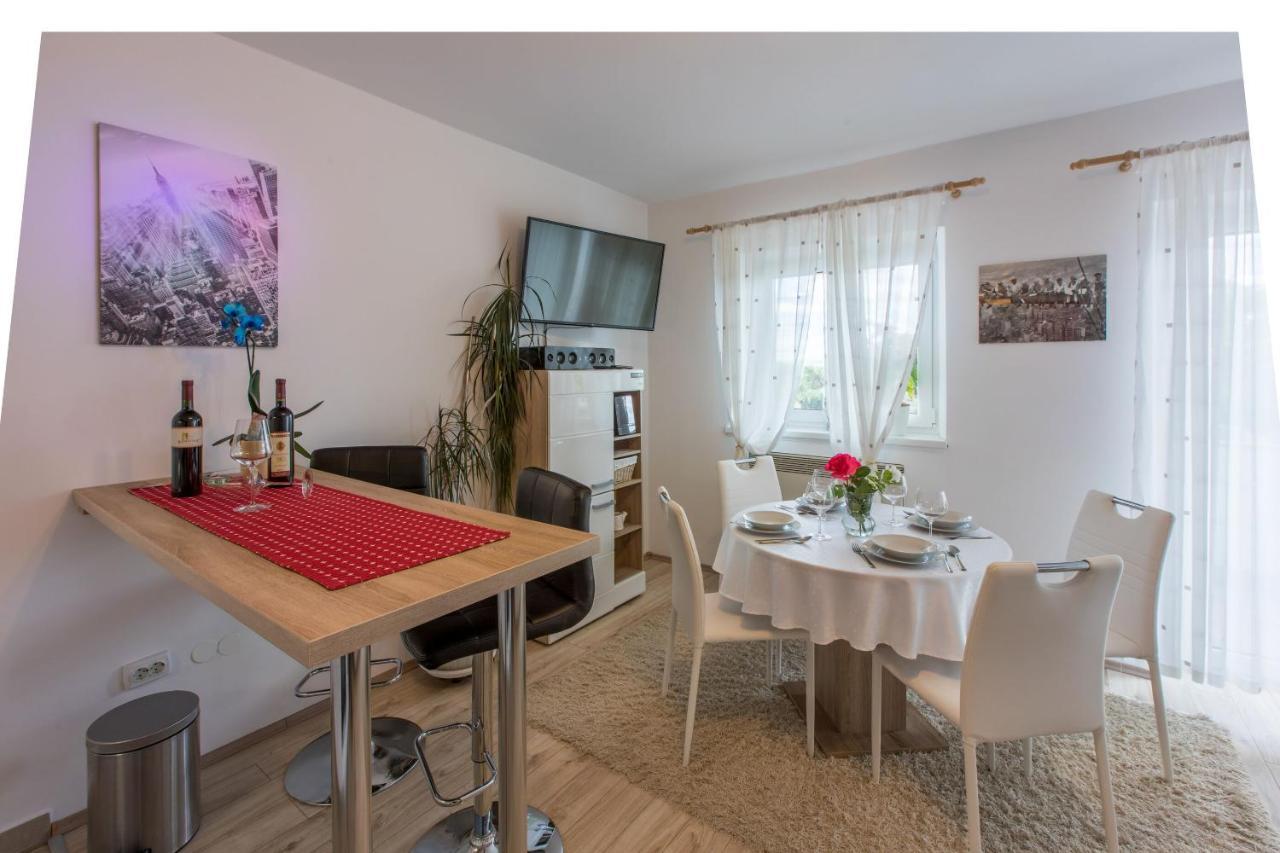 Apartments Dolloree دْغاماي المظهر الخارجي الصورة