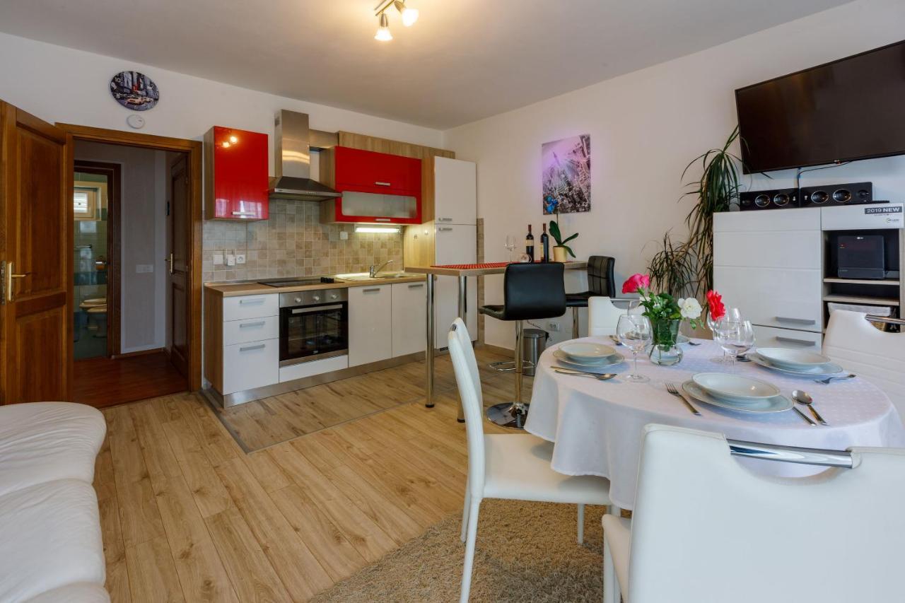 Apartments Dolloree دْغاماي المظهر الخارجي الصورة